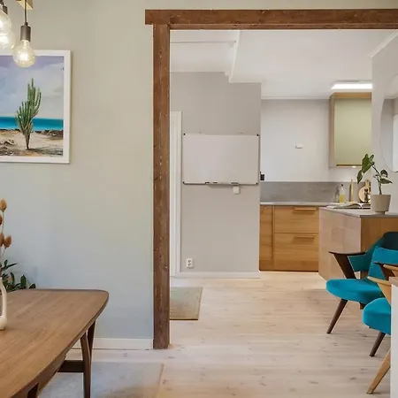 Is Bergen, 2 Min Walk To Everything