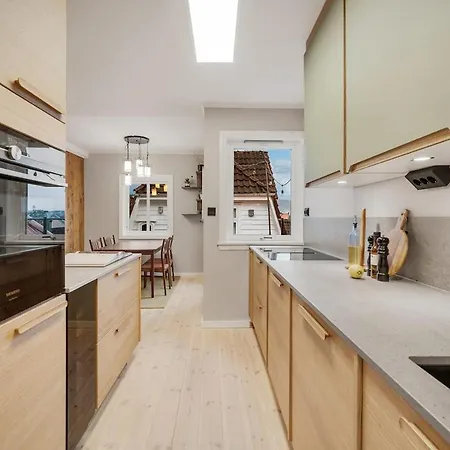 Is Bergen, 2 Min Walk To Everything