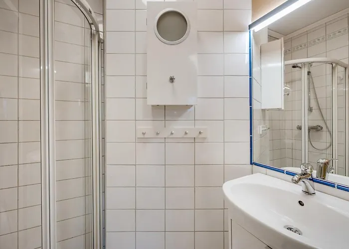 Is Bergen, 2 Min Walk To Everything *