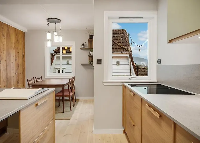 Διαμέρισμα Is Bergen, 2 Min Walk To Everything *