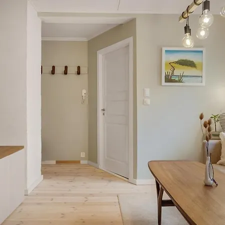 Is Bergen, 2 Min Walk To Everything Appartement Bergen