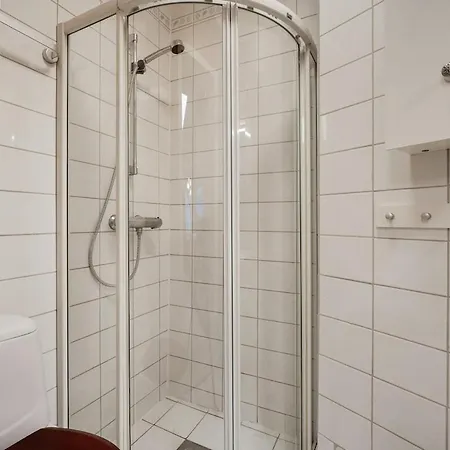 Is Bergen, 2 Min Walk To Everything Appartement Bergen